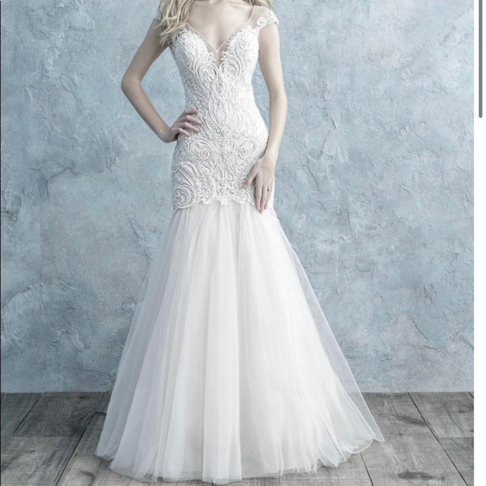 Allure Bridal 9661 Ivory Wedding Gown NWT